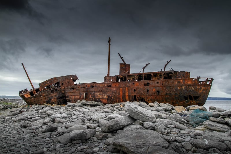Enchanting Shipwrecks